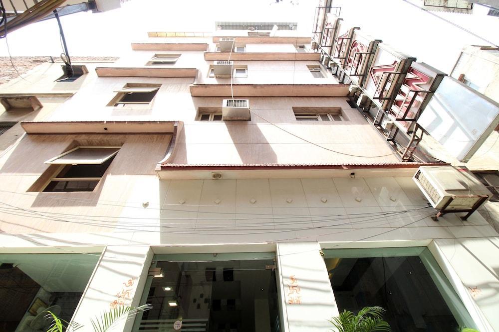 Hotel Baba Inn-By Rcg Hotels Nuova Delhi Esterno foto