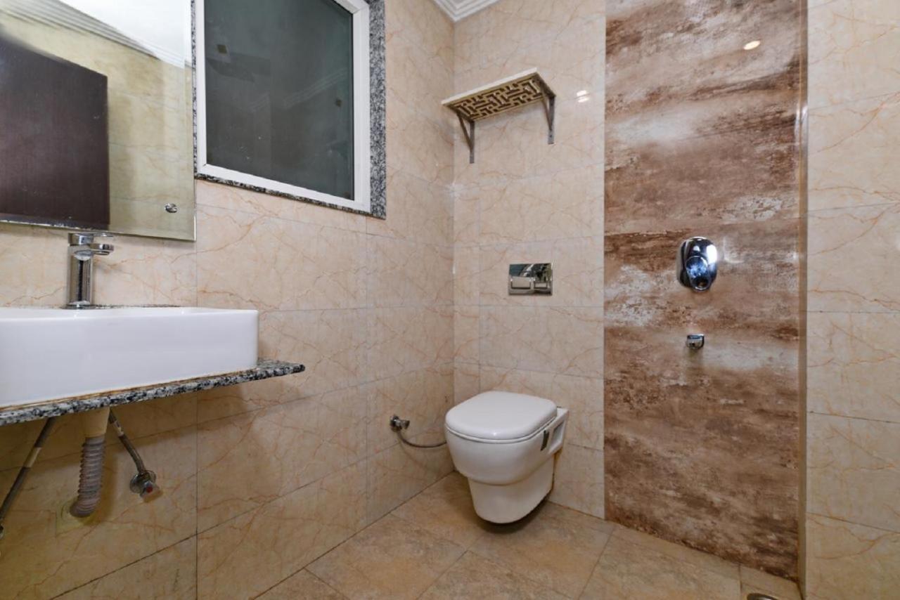 Hotel Baba Inn-By Rcg Hotels Nuova Delhi Esterno foto