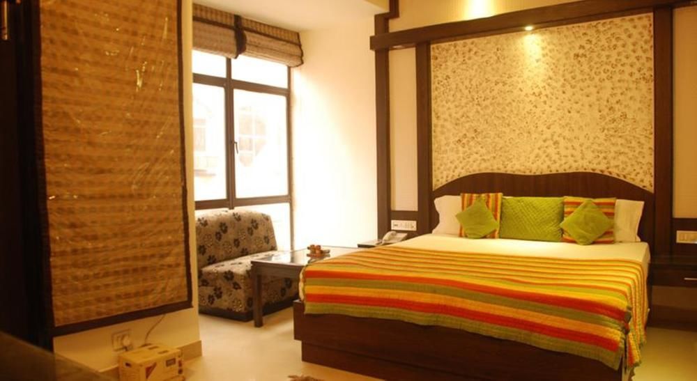 Hotel Baba Inn-By Rcg Hotels Nuova Delhi Esterno foto