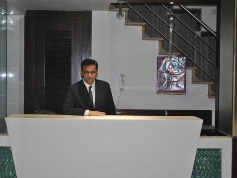 Hotel Baba Inn-By Rcg Hotels Nuova Delhi Esterno foto